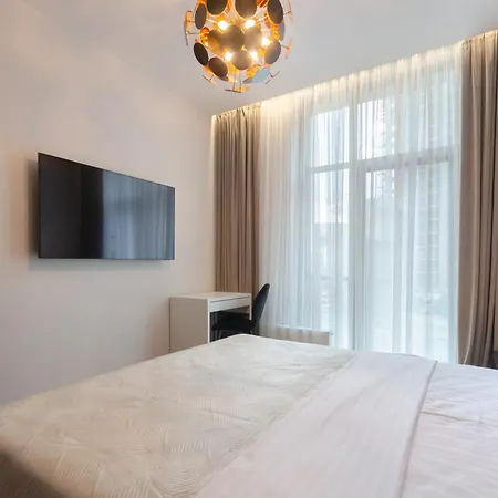 Petrovdom 2-5 New Apartment In Rc Novopecherski Lypky, 19B Andrii Verkhogliad Street Kyiv Exterior photo